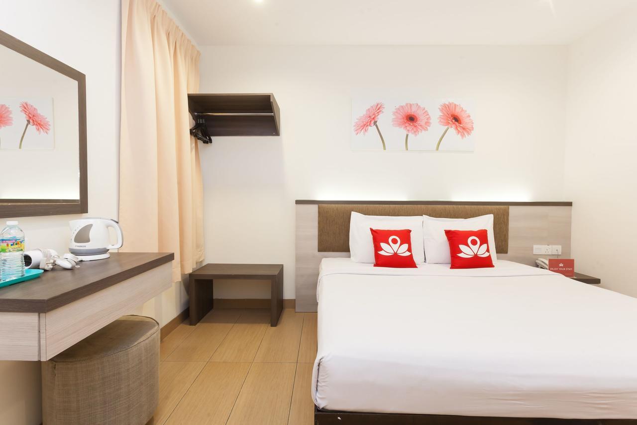 Zen Rooms Pertam Jaya Malacca Екстер'єр фото
