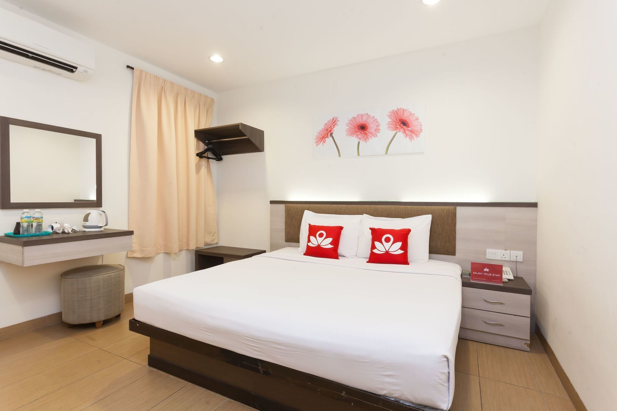 Zen Rooms Pertam Jaya Malacca Екстер'єр фото